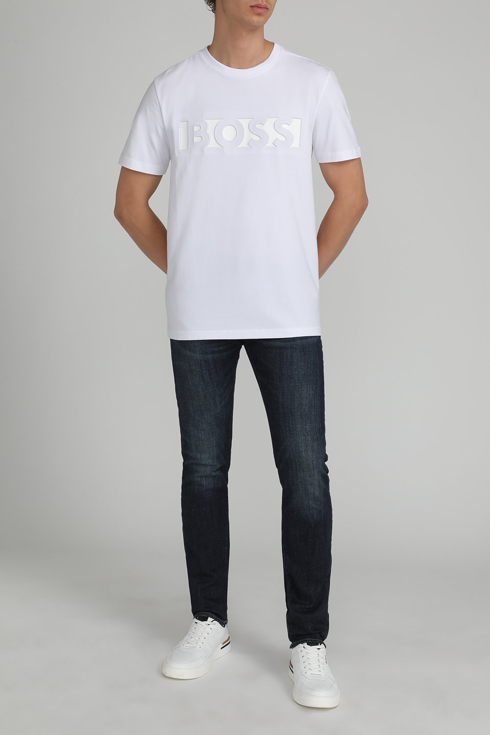חולצת טי עם הדפס BOSS
